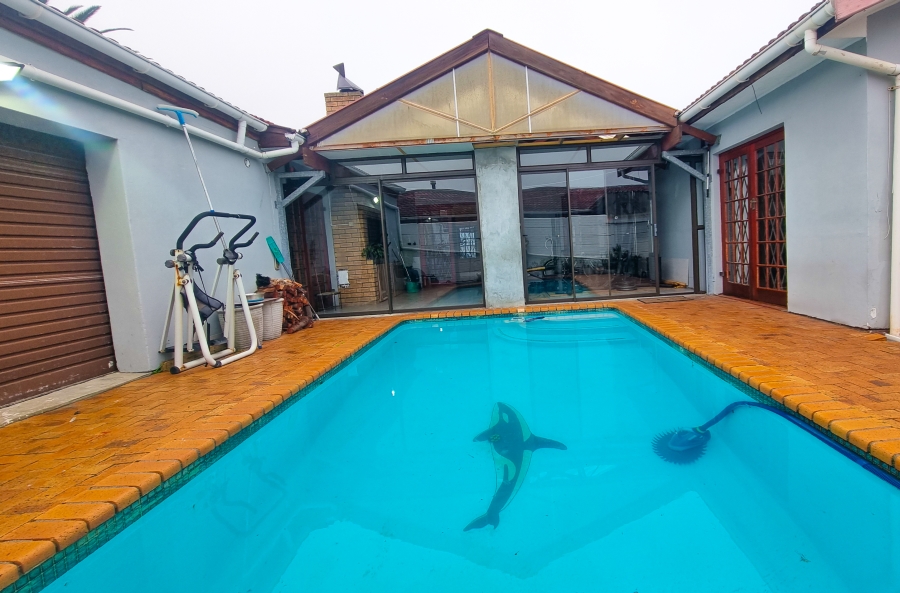 3 Bedroom Property for Sale in Belhar Western Cape